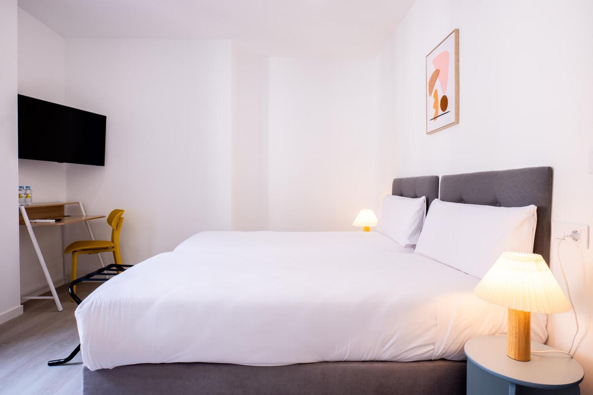 Hotel Gran Via By Gaiarooms Salamanca Bagian luar foto