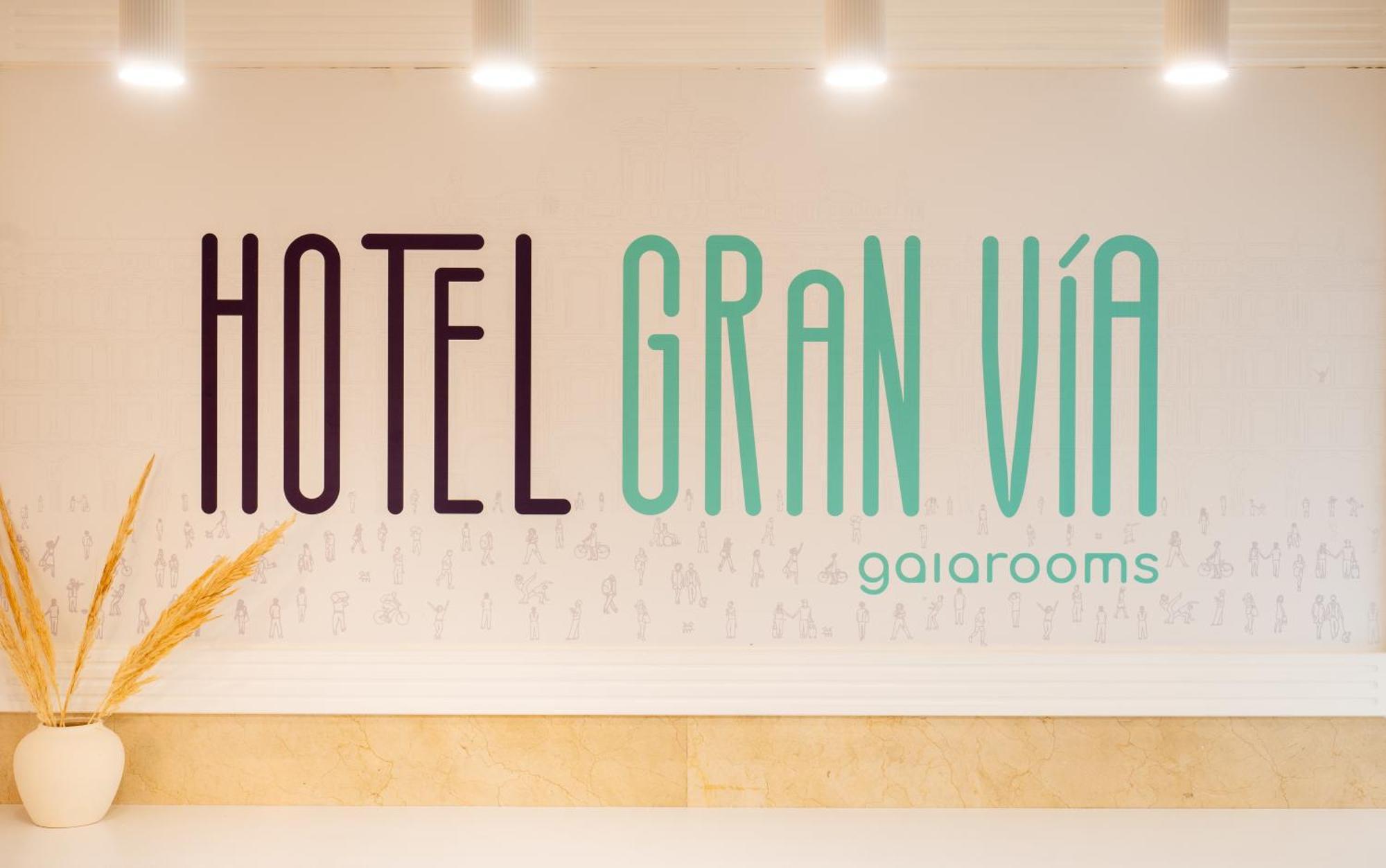 Hotel Gran Via By Gaiarooms Salamanca Bagian luar foto