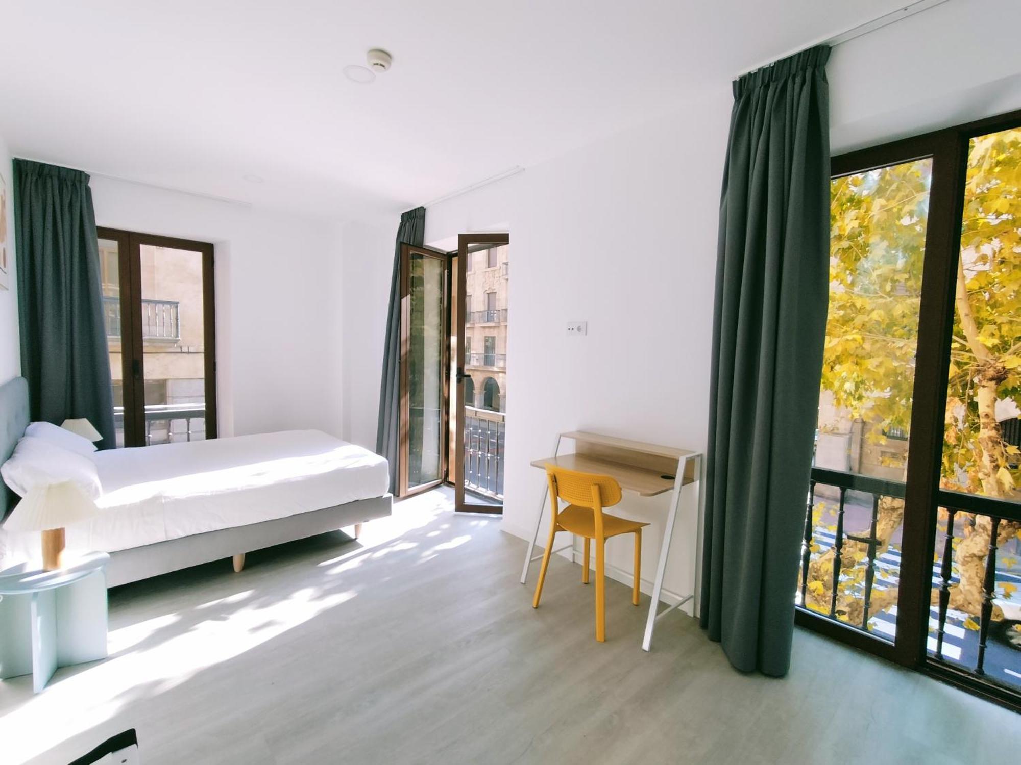 Hotel Gran Via By Gaiarooms Salamanca Bagian luar foto