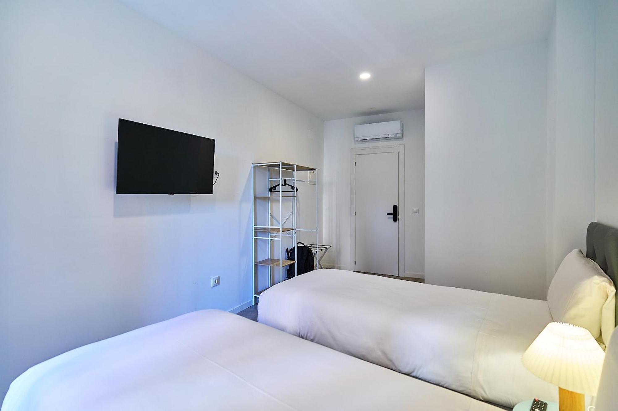 Hotel Gran Via By Gaiarooms Salamanca Bagian luar foto