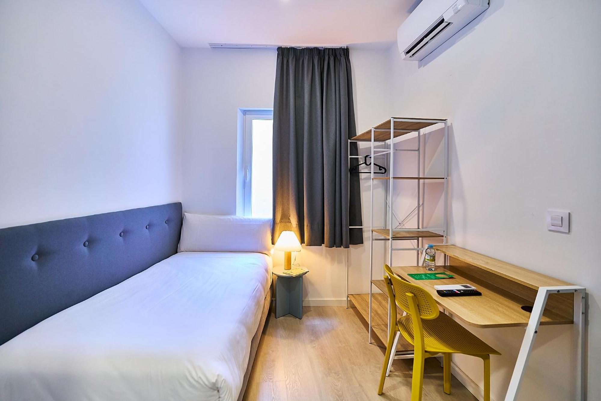 Hotel Gran Via By Gaiarooms Salamanca Bagian luar foto
